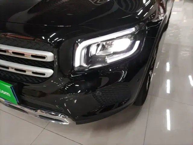 Mercedes-Benz GLB-Class — Фото автомобиля 23