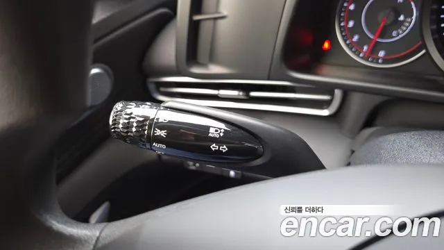 Hyundai AVANTE Avante (CN7) — Фото автомобиля 15