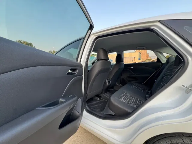 Chevrolet Monza — Фото автомобиля 16