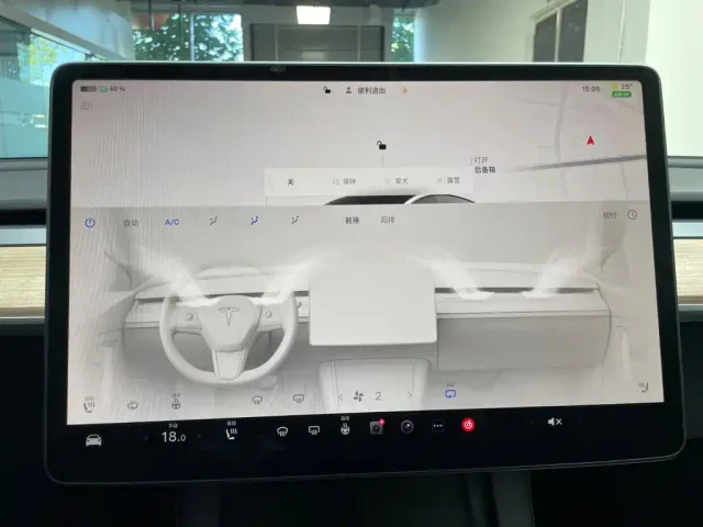 Tesla Model 3 — Фото автомобиля 16
