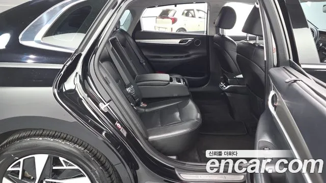 Hyundai Grandeur (New) Hybrid — Фото автомобиля 17