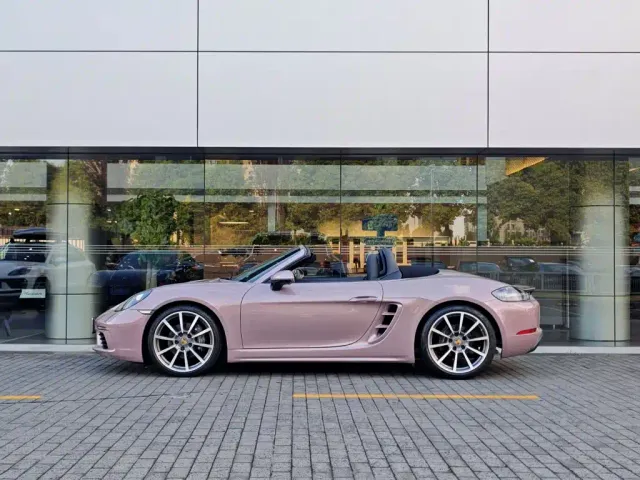 Porsche 718 — Фото автомобиля 2