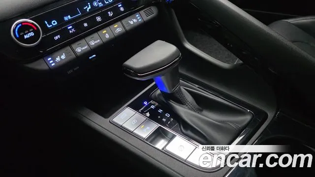 Hyundai Avante CN7 — Фото автомобиля 9