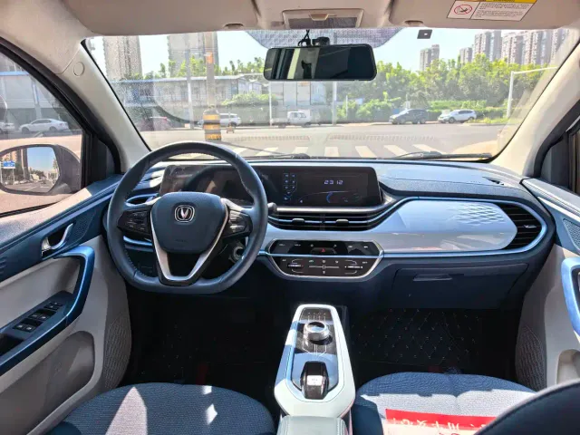 Changan Benben E-Star — Фото автомобиля 10