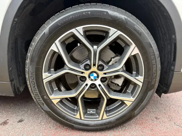 BMW X1 — Фото автомобиля 9
