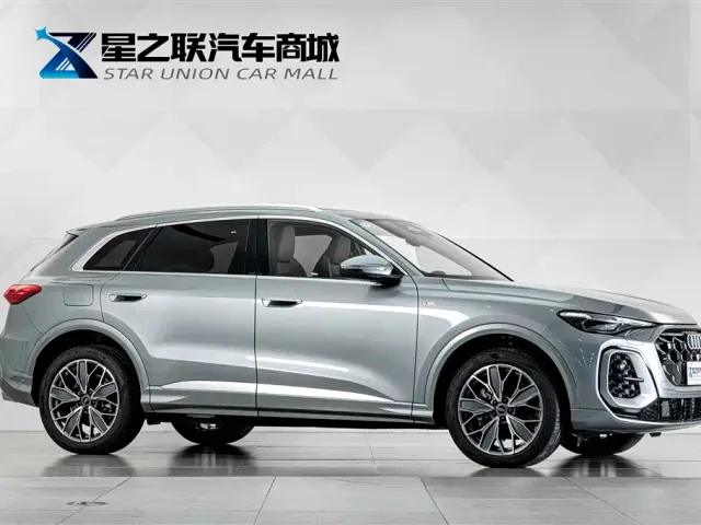 Audi Q5L — Фото автомобиля 5