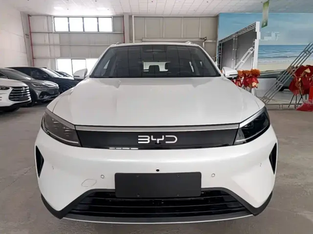 BYD Seal 05 DM-i — Фото автомобиля 2