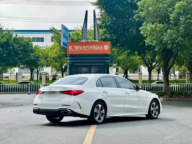 Mercedes-Benz C-Class — Фото автомобиля 9
