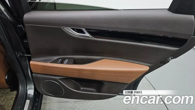 Genesis G80 Бензин 2.5 турбо AWD — Фото автомобиля 23
