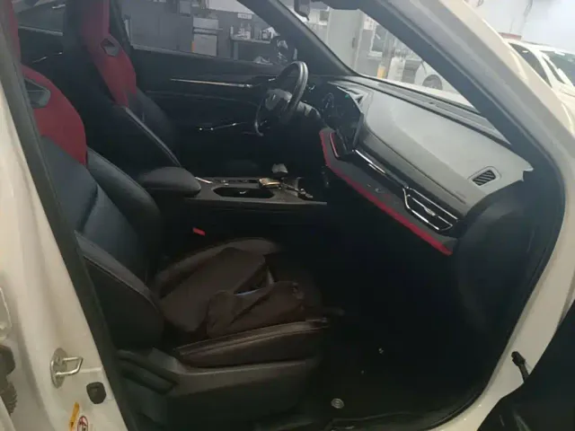 Changan X5 Plus — Фото автомобиля 24