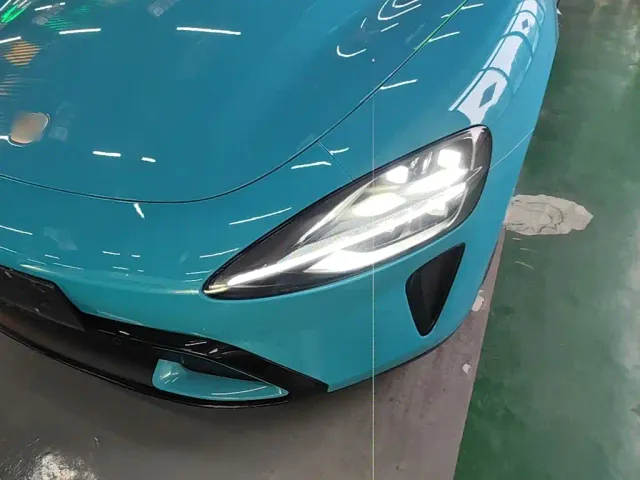 Xiaomi SU7 — Фото автомобиля 23