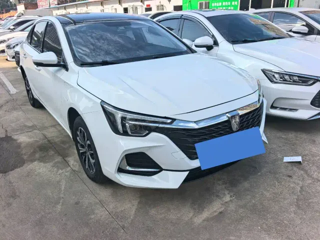 Roewe i6 MAX EV — Фото автомобиля 3