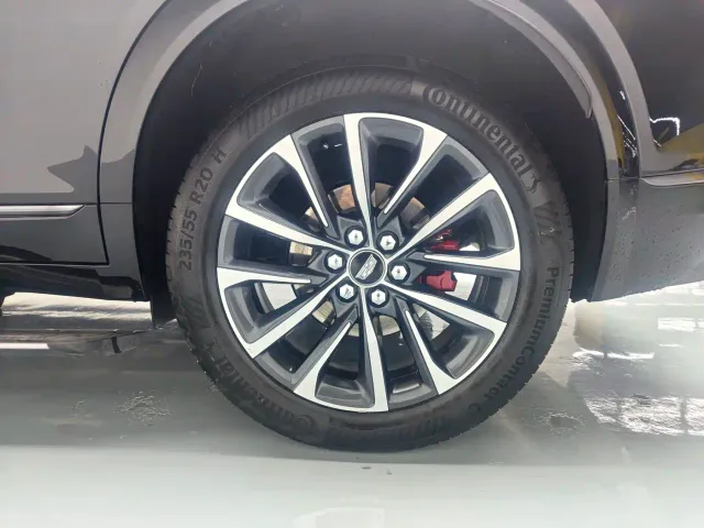 Cadillac XT5 — Фото автомобиля 16