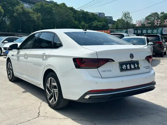 Volkswagen Sagitar — Фото автомобиля 5