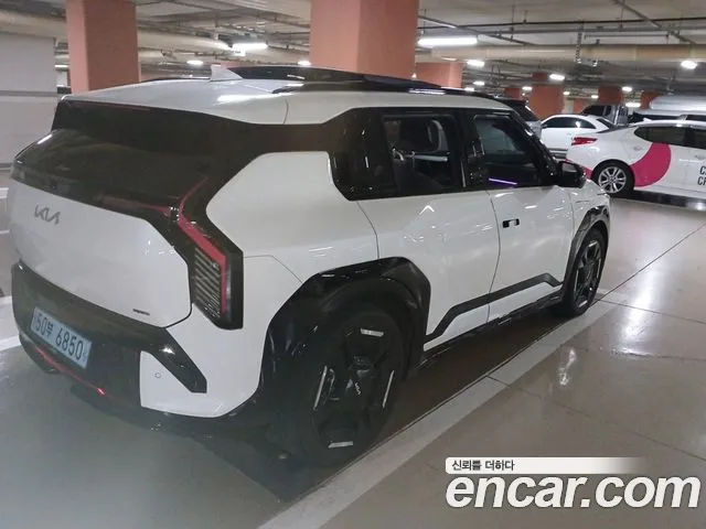 Kia EV3 — Фото автомобиля 4