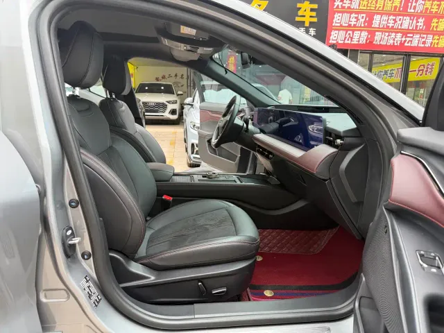 Ford Mondeo — Фото автомобиля 6