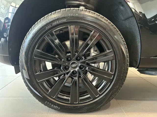 Land Rover Range Rover — Фото автомобиля 4