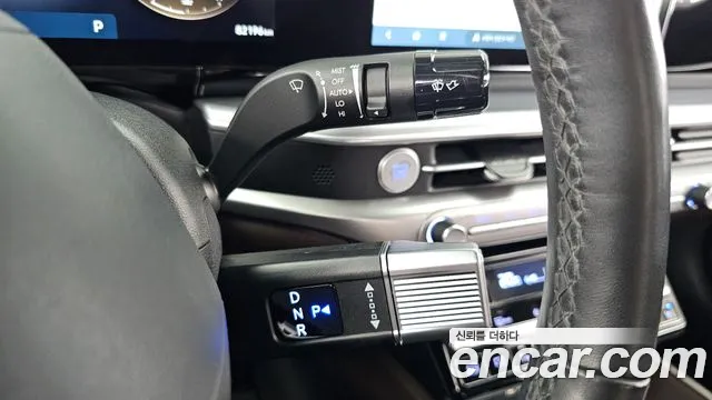 Hyundai Grandeur GN7 — Фото автомобиля 12