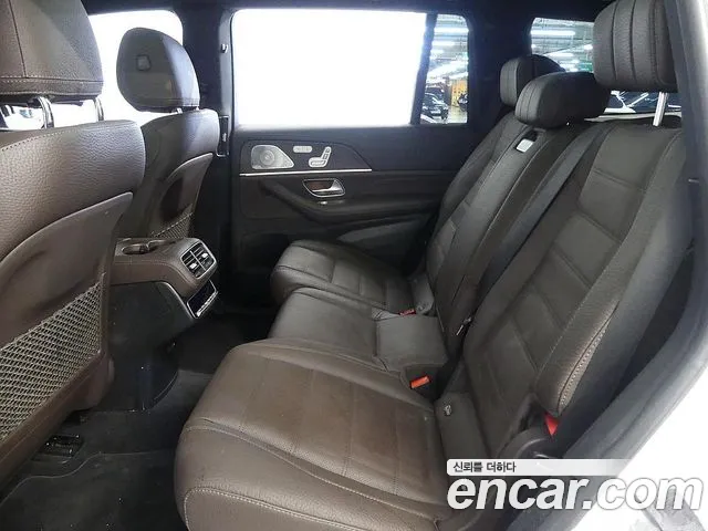Mercedes-Benz GLS-Class — Фото автомобиля 9