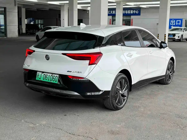 Buick Velite 6 — Фото автомобиля 7