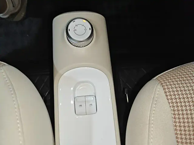 Wuling Hongguang Mini EV — Фото автомобиля 13