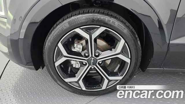 Kia Niro The All New Niro Signature — Фото автомобиля 5