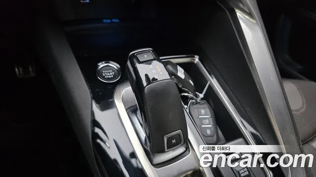 Peugeot 5008 — Фото автомобиля 9