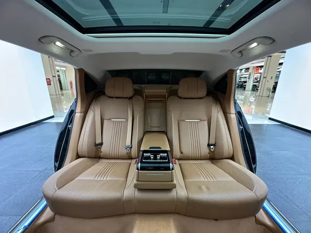 Hongqi H9 — Фото автомобиля 22