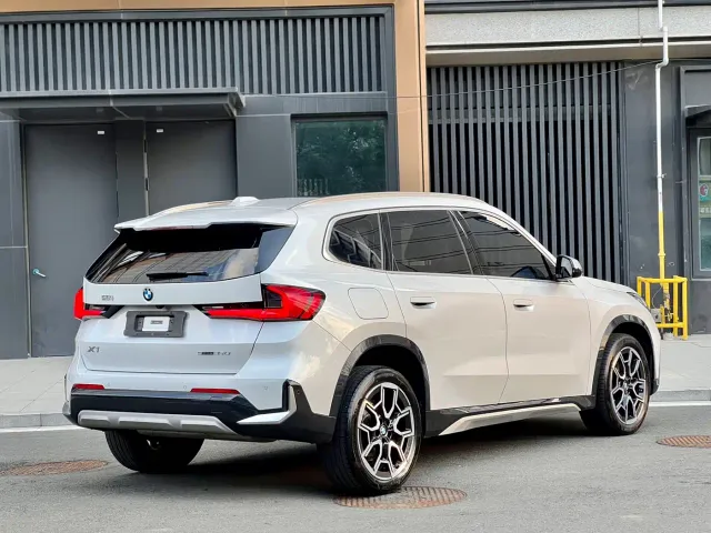 BMW X1 — Фото автомобиля 7