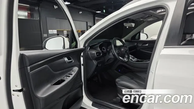 Hyundai Santa Fe — Фото автомобиля 15