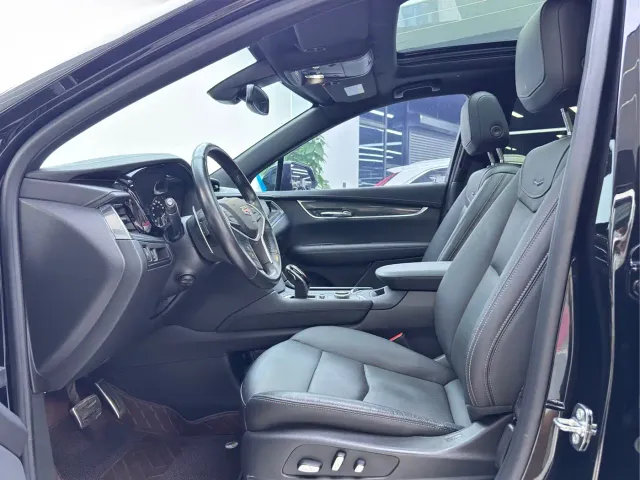 Cadillac XT5 — Фото автомобиля 5