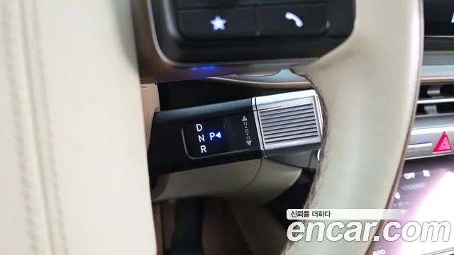 Hyundai Grandeur Grandeur (GN7) 2.5 Бензин 2WD — Фото автомобиля 9