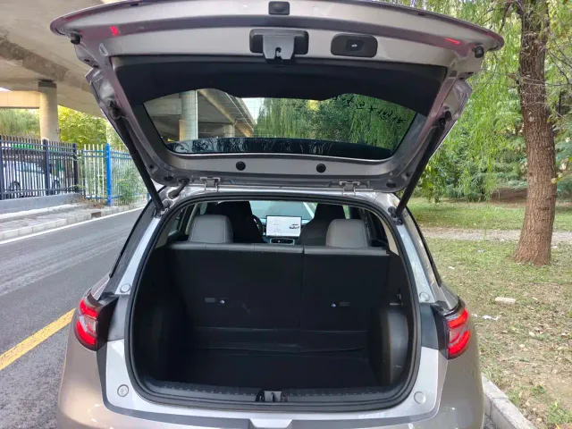 Geely Starry Wish — Фото автомобиля 11