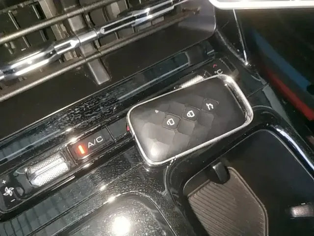 Wuling Starlight — Фото автомобиля 8