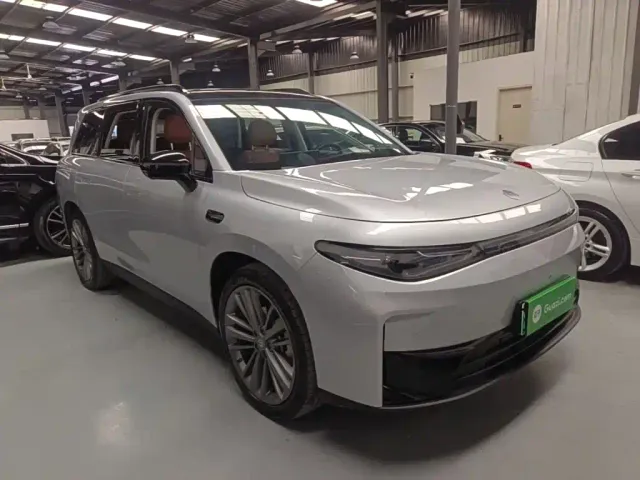 Leapmotor C16 — Фото автомобиля 3