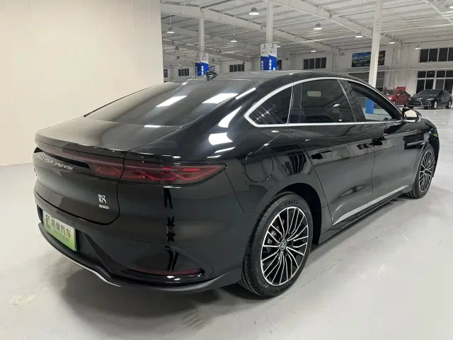 BYD Han — Фото автомобиля 5