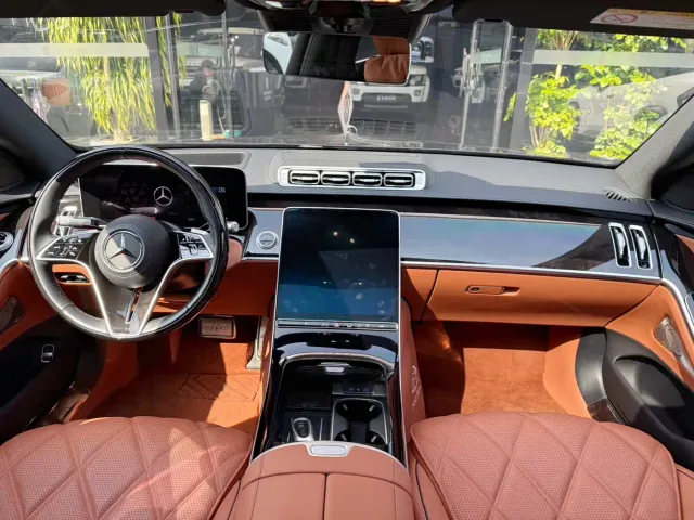 Mercedes-Benz Maybach S-Class — Фото автомобиля 11