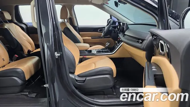 Kia Carnival 4th Gen — Фото автомобиля 16