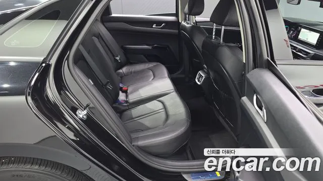 Kia K5 Prestige — Фото автомобиля 11