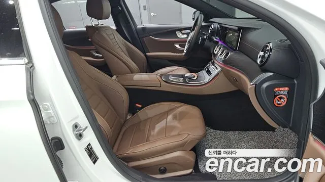 Mercedes-Benz E-Class W213 — Фото автомобиля 16