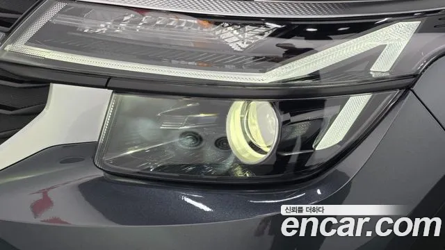 Kia Seltos — Фото автомобиля 7