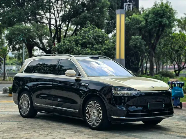 Aito M9 — Фото автомобиля 3