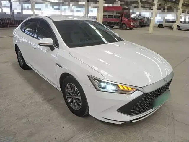 BYD Qin PLUS — Фото автомобиля 21