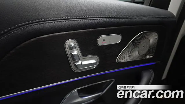 Mercedes-Benz GLE-Class — Фото автомобиля 18
