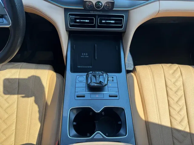 BYD Song L DM-i — Фото автомобиля 9