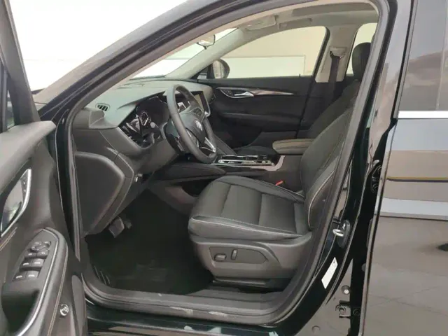 Buick Envision S — Фото автомобиля 9