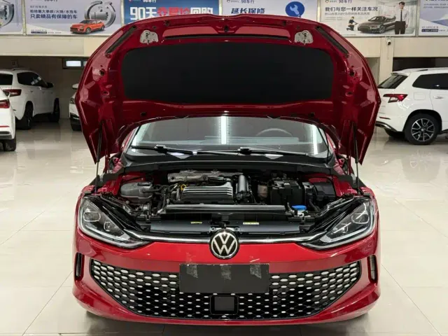 Volkswagen Lamando — Фото автомобиля 7