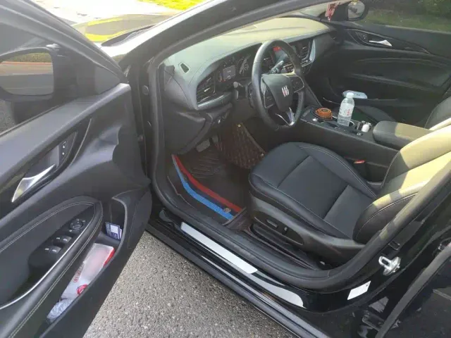 Buick Regal — Фото автомобиля 17