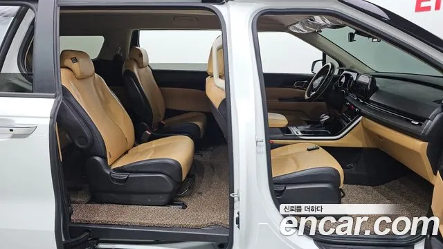Kia Carnival 4th Gen — Фото автомобиля 16