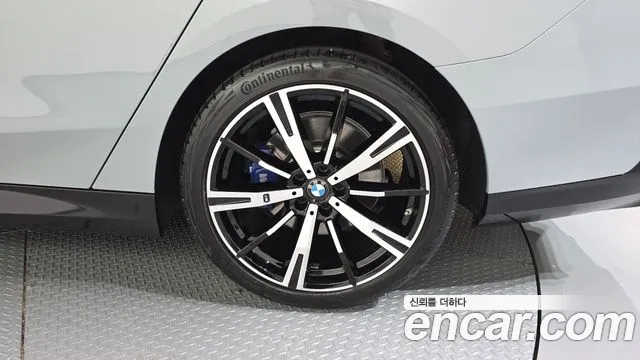 BMW 5-Series 5 серия (G60) 530i xDrive M Sport — Фото автомобиля 19